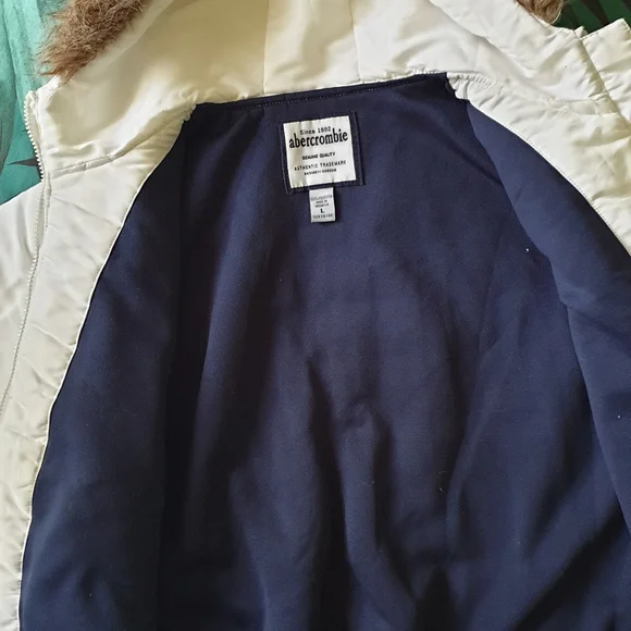 White Puffer Jacket with Faux Fur Hood - Picture 8 of 8